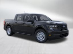 Ford Maverick XL AWD SuperCrew 2025 — side view