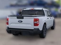 Ford Maverick XLT FWD SuperCrew 2026 — side view