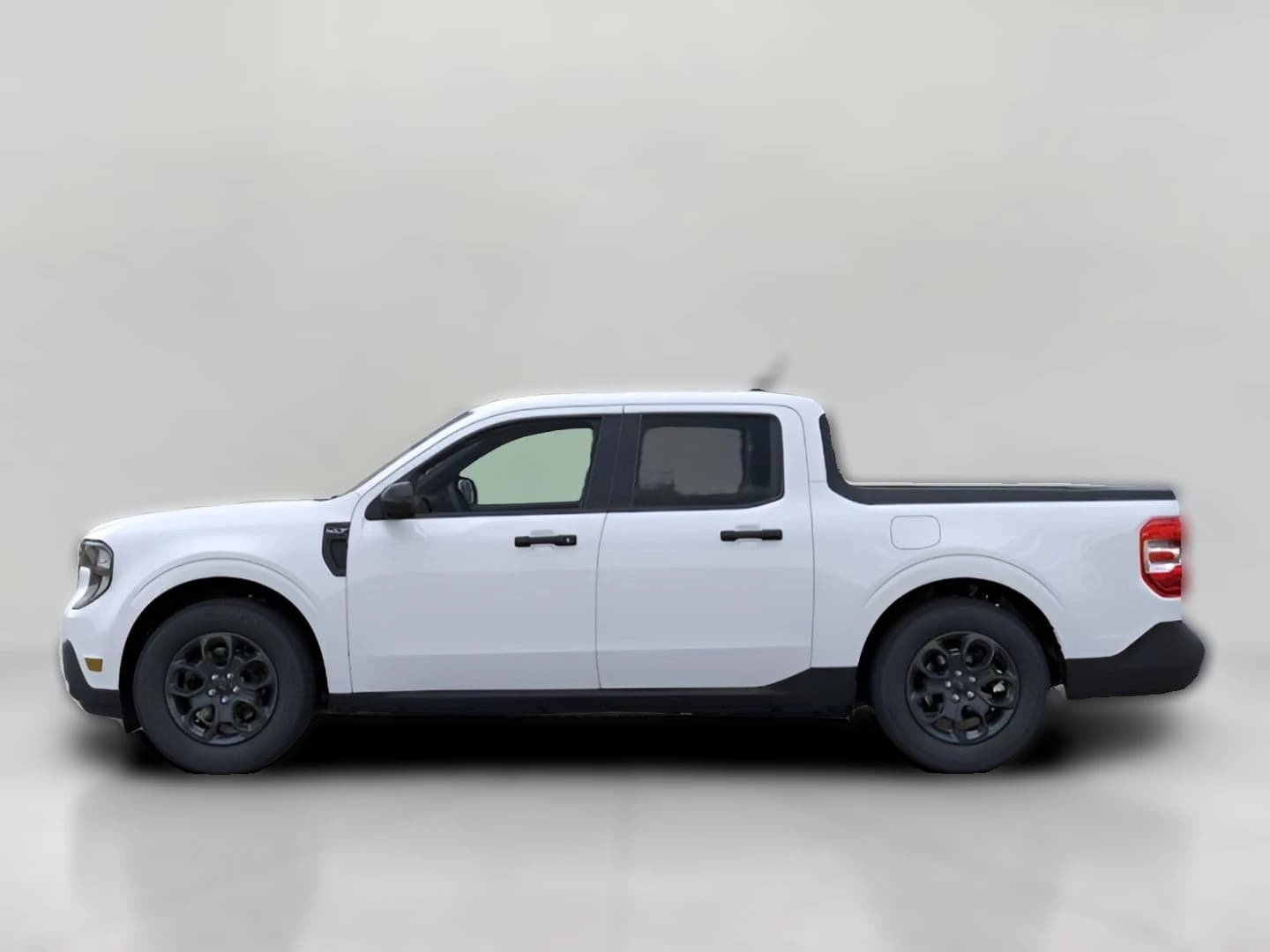 Ford Maverick XLT AWD SuperCrew 2026 — side view