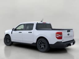 Ford Maverick XLT AWD SuperCrew 2026 — side view
