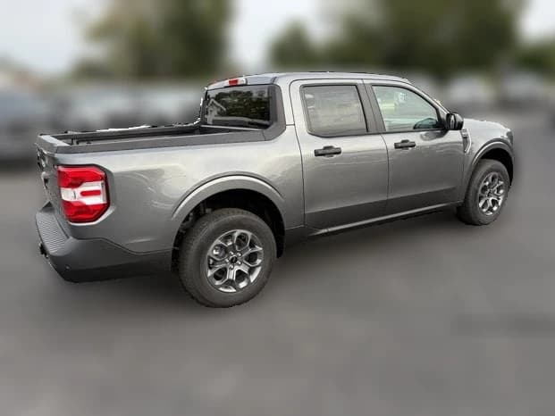 Ford Maverick XLT AWD SuperCrew 2026 — side view
