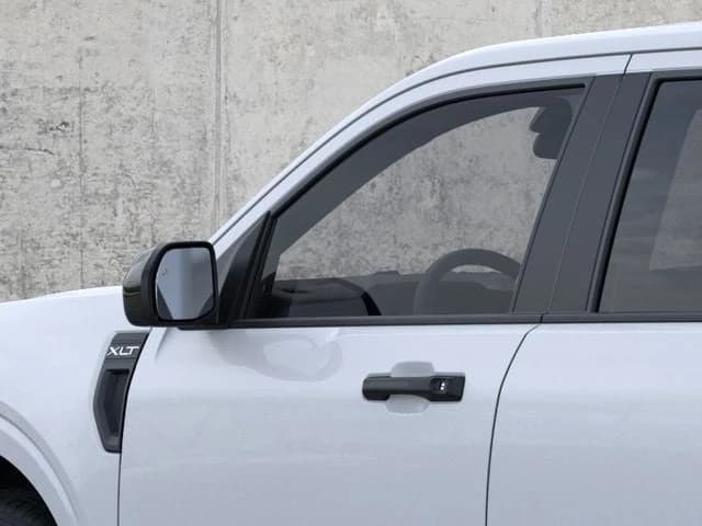 Ford Maverick XLT AWD SuperCrew 2026 — side view