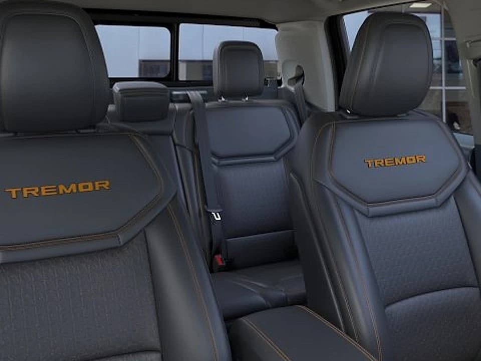 Ford Maverick Tremor AWD SuperCrew 2026 — side view