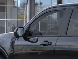 Ford Maverick Tremor AWD SuperCrew 2026 — side view
