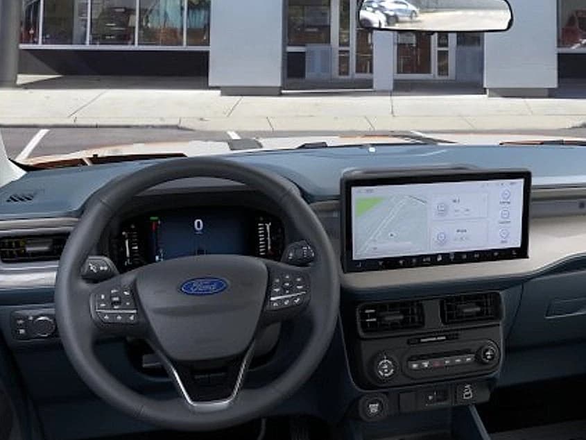 Ford Maverick LARIAT AWD SuperCrew 2026 — side view