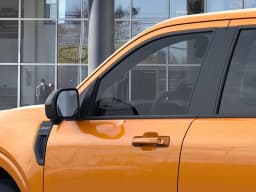 Ford Maverick LARIAT AWD SuperCrew 2026 — side view