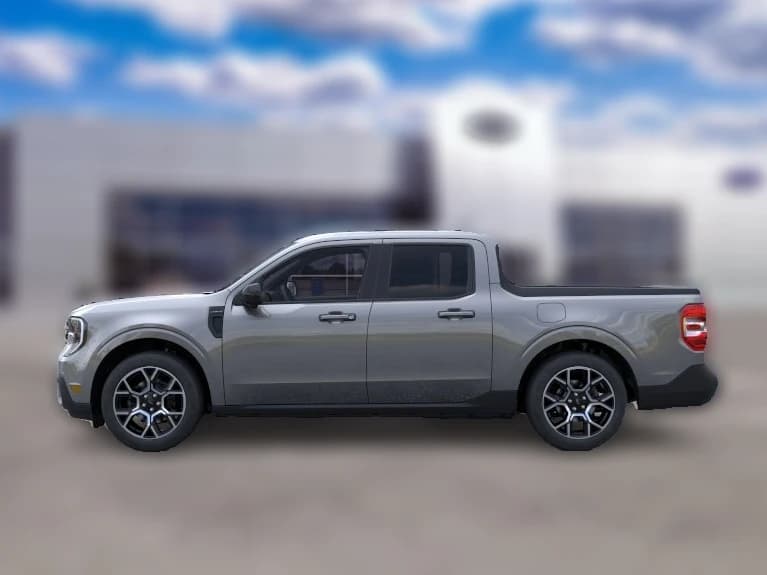 Ford Maverick LARIAT AWD SuperCrew 2026 — side view