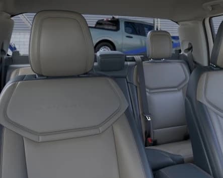 Ford Maverick LARIAT AWD SuperCrew 2026 — side view