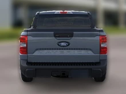 Ford Maverick LARIAT AWD SuperCrew 2026 — side view
