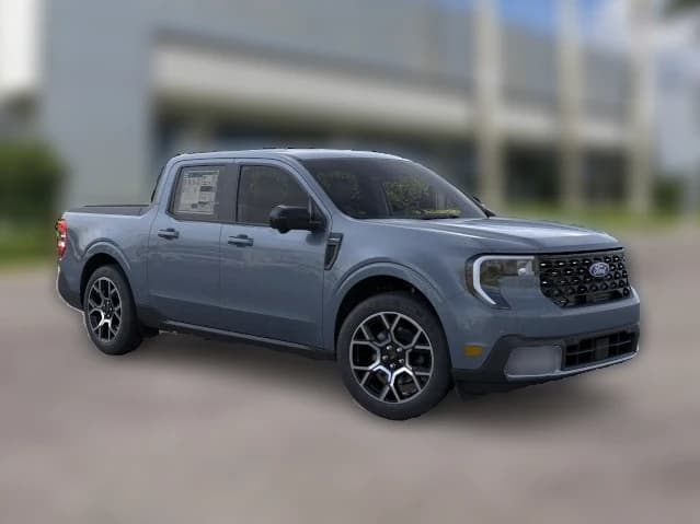 Ford Maverick LARIAT AWD SuperCrew 2026 — side view