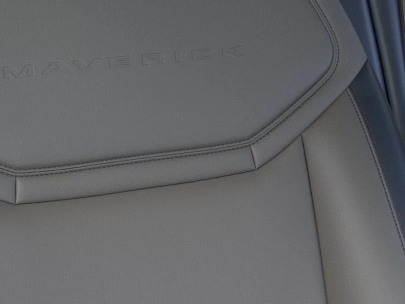Ford Maverick LARIAT AWD SuperCrew 2026 — side view