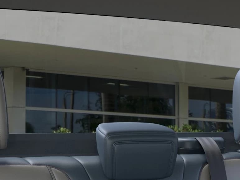 Ford Maverick LARIAT AWD SuperCrew 2026 — side view