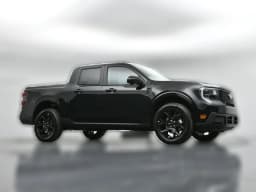 Ford Maverick LARIAT AWD SuperCrew 2026 — side view