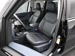 Ford Maverick LARIAT AWD SuperCrew 2026 — side view
