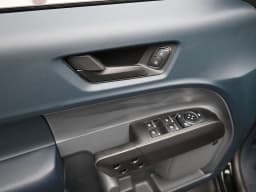 Ford Maverick LARIAT AWD SuperCrew 2026 — side view