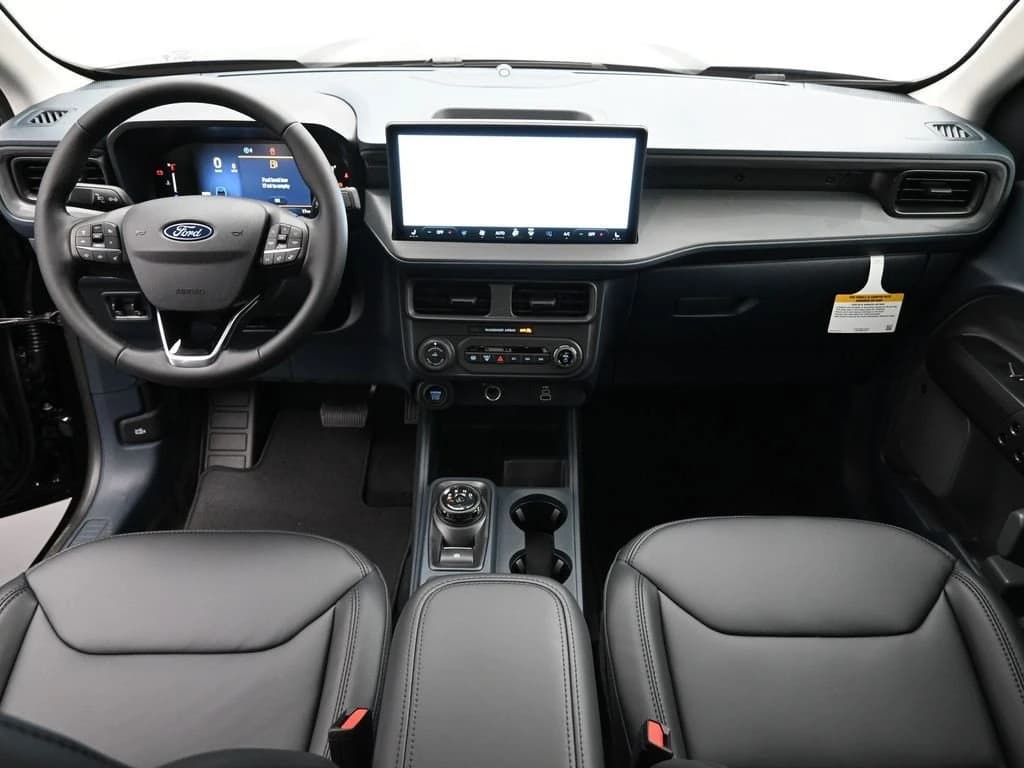 Ford Maverick LARIAT AWD SuperCrew 2026 — side view