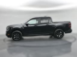 Ford Maverick LARIAT AWD SuperCrew 2026 — side view