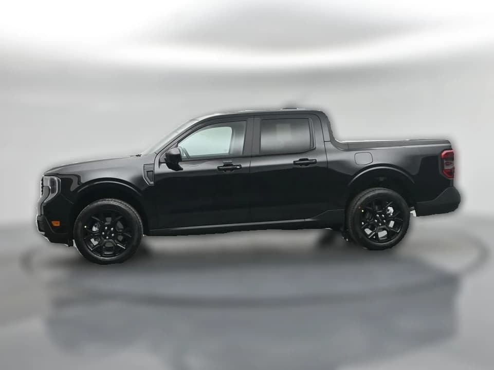 Ford Maverick LARIAT AWD SuperCrew 2026 — side view