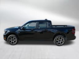 Ford Maverick LARIAT AWD SuperCrew 2026 — side view