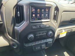 Chevrolet Silverado 1500 Custom 2WD Crew Cab 147" 2026 — side view