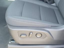 Chevrolet Silverado 1500 Custom 2WD Crew Cab 147" 2026 — side view