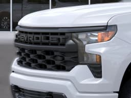 Chevrolet Silverado 1500 Custom 2WD Crew Cab 147" 2026 — side view