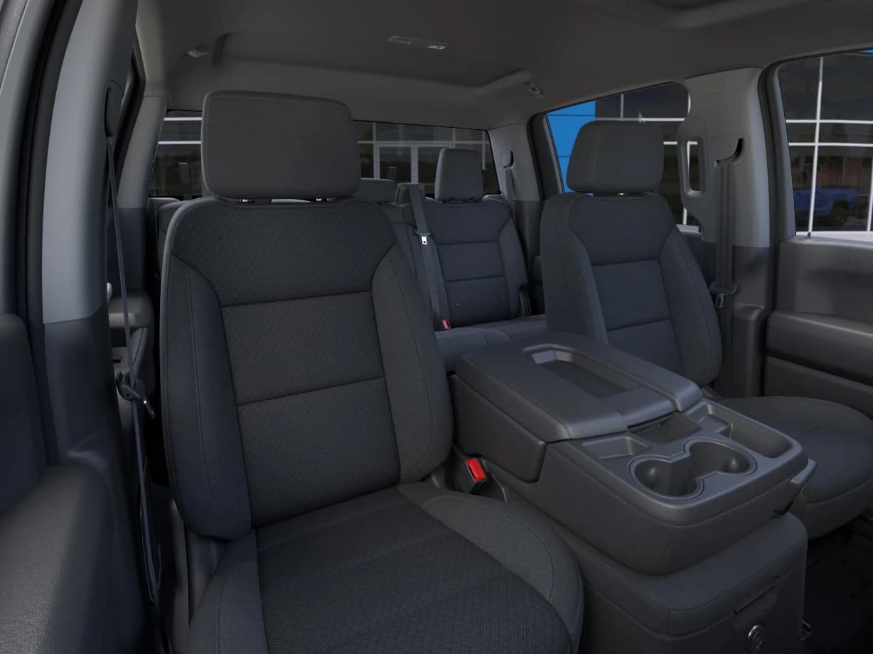 Chevrolet Silverado 1500 Custom 2WD Crew Cab 147" 2026 — side view