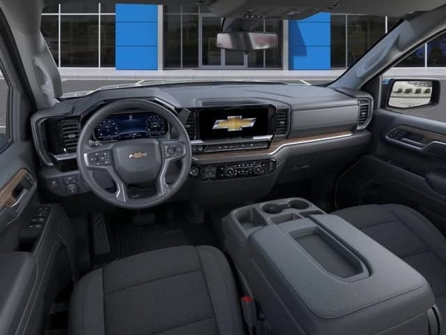 Chevrolet Silverado 1500 LT 4WD Crew Cab 147" 2026 — side view