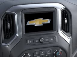 Chevrolet Silverado 1500 Custom Trail Boss 4WD Crew Cab 147" 2026 — side view