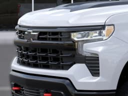 Chevrolet Silverado 1500 LT Trail Boss 4WD Crew Cab 147" 2026 — side view