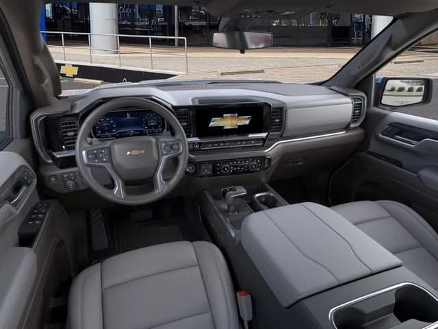 Chevrolet Silverado 1500 LTZ 4WD Crew Cab 147" 2026 — side view