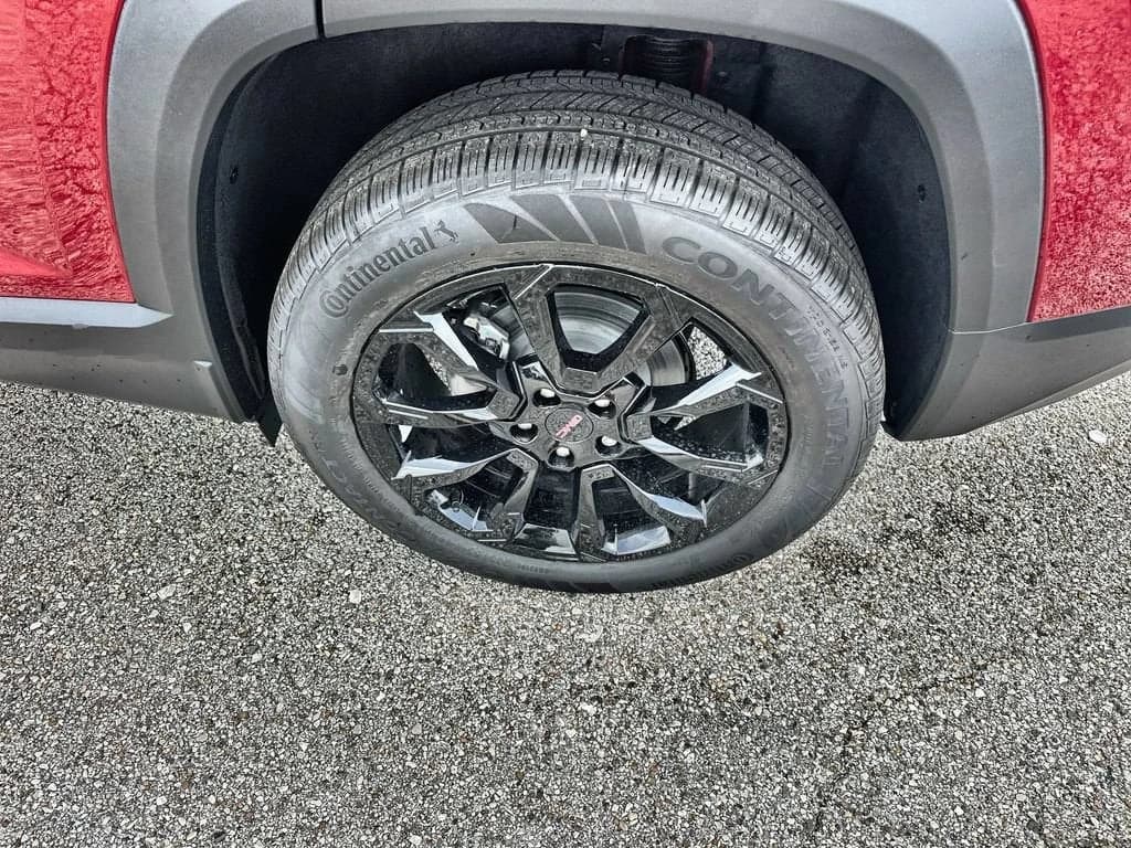 GMC Terrain FWD Elevation 4dr 2026 — side view