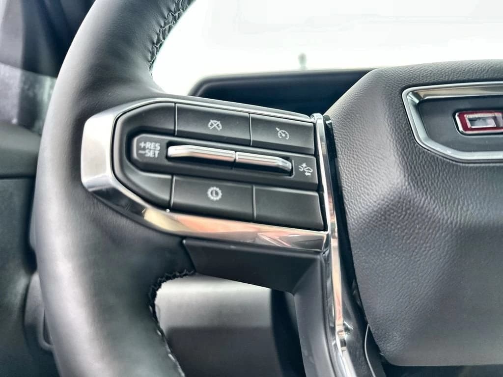 GMC Terrain FWD Elevation 4dr 2026 — side view
