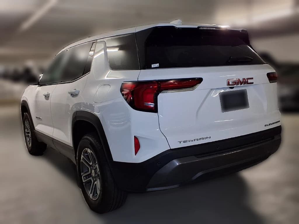 GMC Terrain FWD Elevation 4dr 2026 — side view