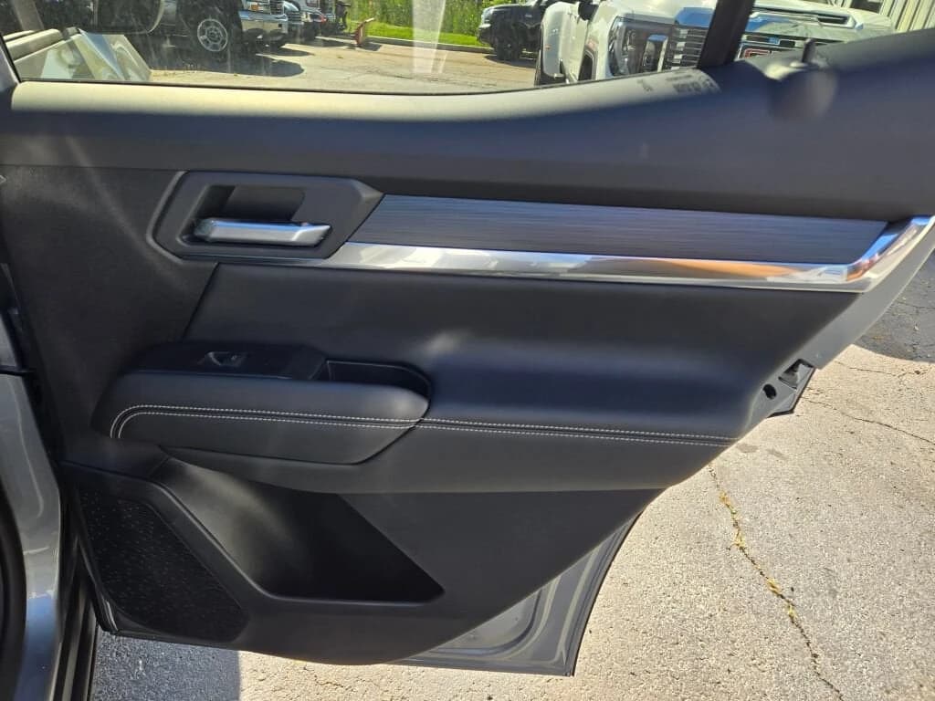 GMC Terrain AWD Elevation 4dr 2027 — side view