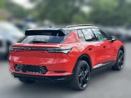 Chevrolet Equinox EV RS 4dr 2026 — side view