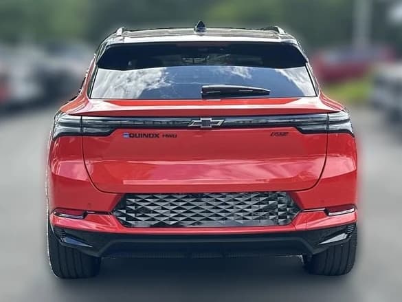 Chevrolet Equinox EV RS 4dr 2026 — side view
