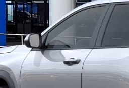 Chevrolet Equinox FWD LT 4dr 2027 — side view