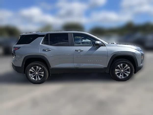 Chevrolet Equinox FWD LT 4dr 2027 — side view