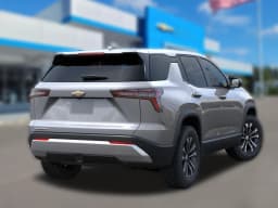 Chevrolet Equinox FWD LT 4dr 2027 — side view