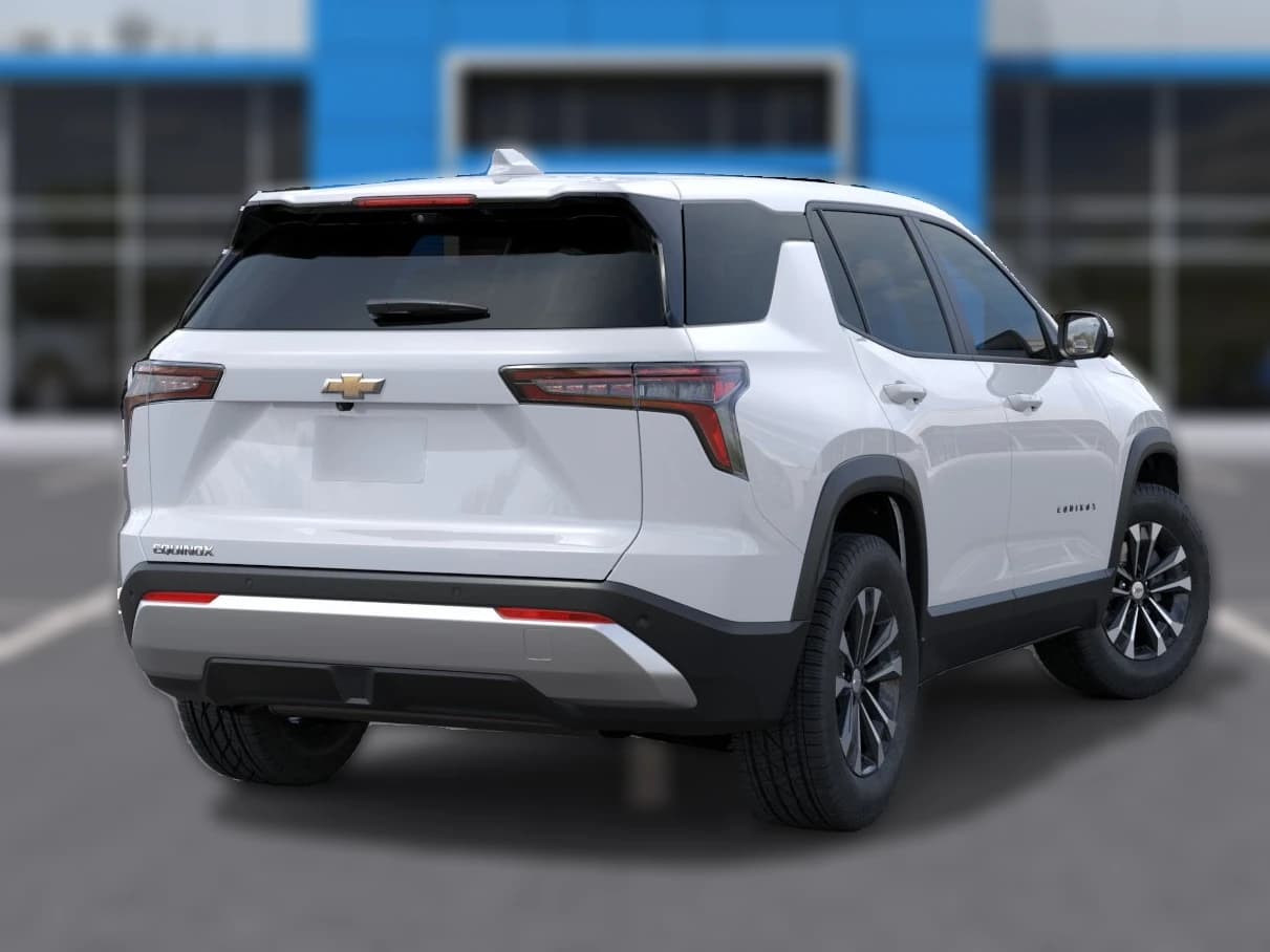 Chevrolet Equinox FWD LT 4dr 2027 — side view