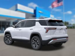 Chevrolet Equinox FWD LT 4dr 2026 — side view