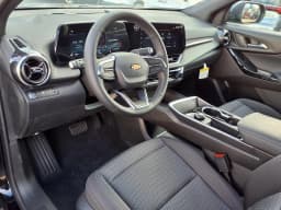 Chevrolet Equinox FWD LT 4dr 2026 — side view
