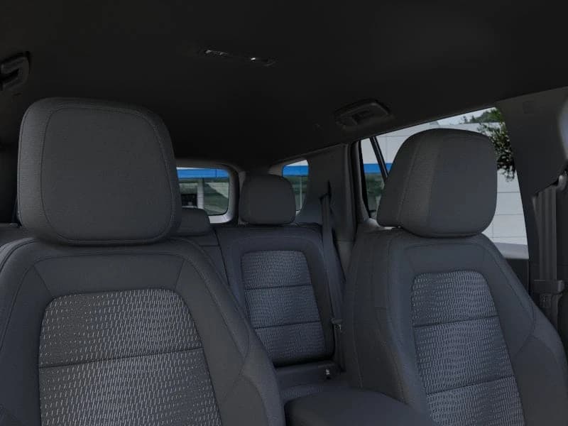 Chevrolet Equinox FWD LT 4dr 2026 — side view