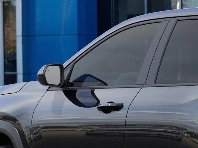 Chevrolet Equinox AWD LT 4dr 2027 — side view