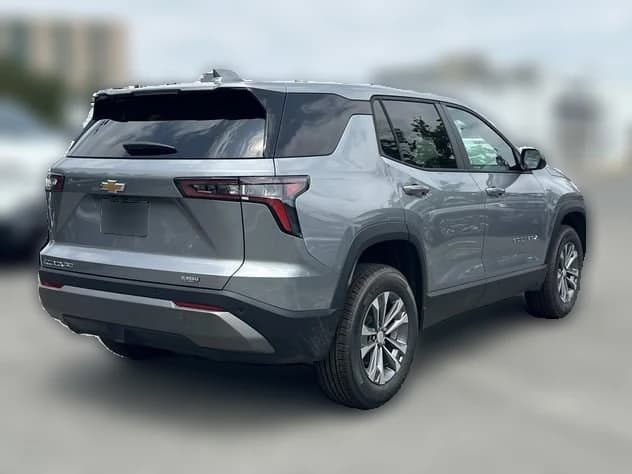 Chevrolet Equinox AWD LT 4dr 2027 — side view