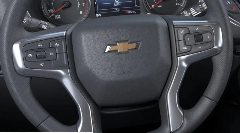 Chevrolet Blazer LT FWD 4dr 2026 — side view
