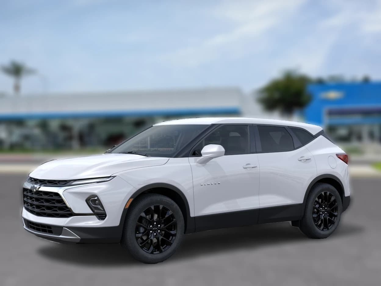 Chevrolet Blazer LT FWD 4dr 2026 — side view