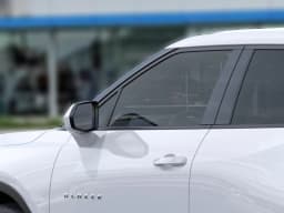 Chevrolet Blazer LT FWD 4dr 2026 — side view