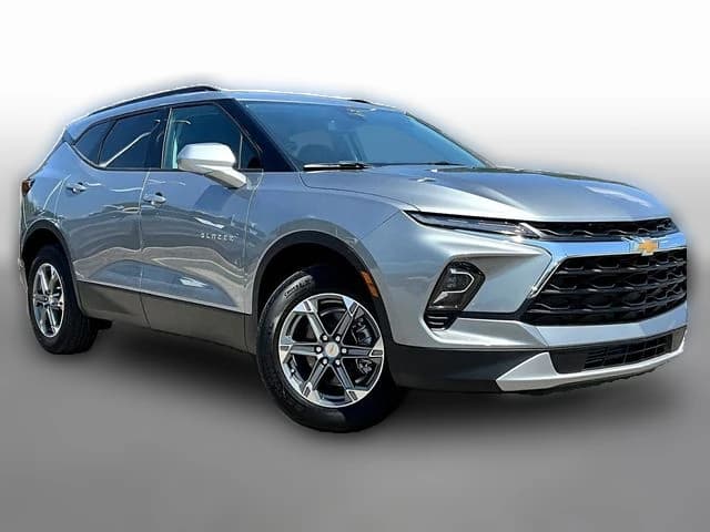 Chevrolet Blazer LT FWD 4dr 2026 — side view